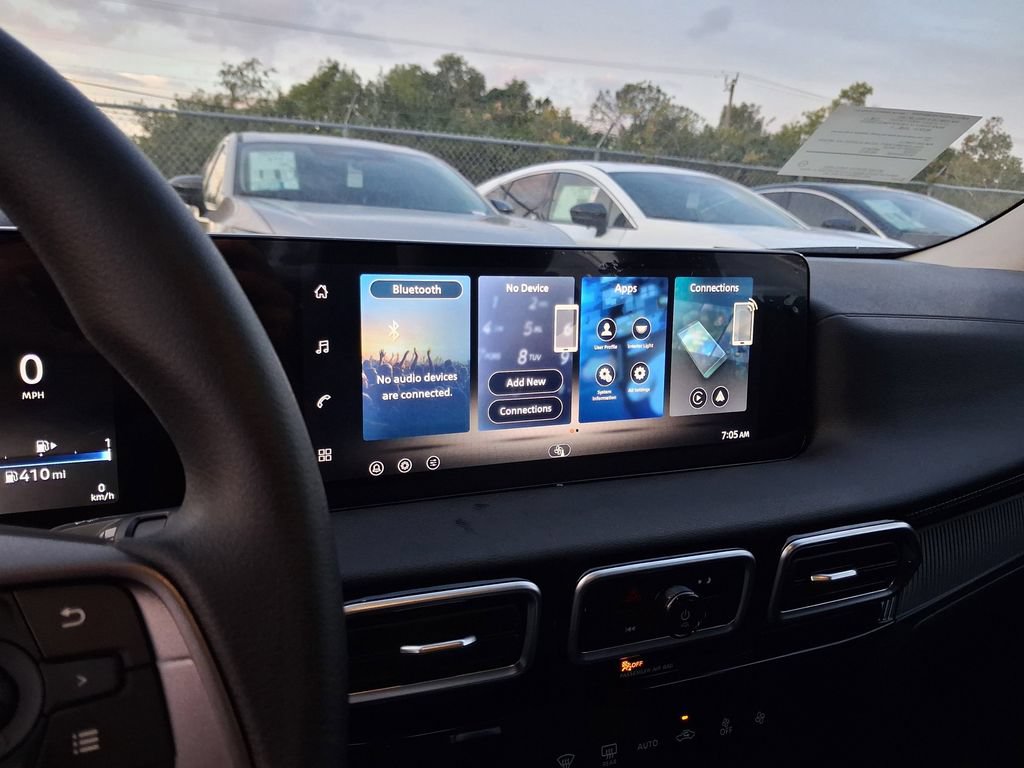 New 2026 Nissan Sentra SV w/ SV Convenience Package FWD image 8