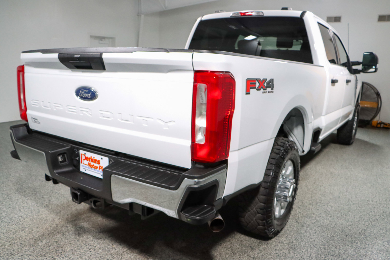 Used 2023 Ford F250 XLT w/ FX4 Off-Road Package image 7