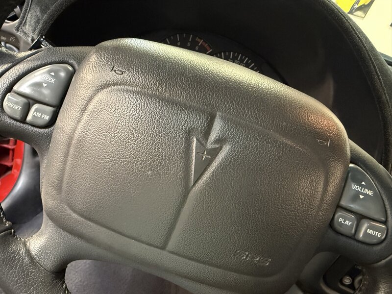Used 1998 Pontiac Firebird Formula RWD image 24