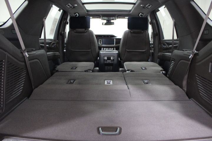 Used 2021 GMC Yukon Denali w/ LPO, Illumination Package AWD/4WD image 15