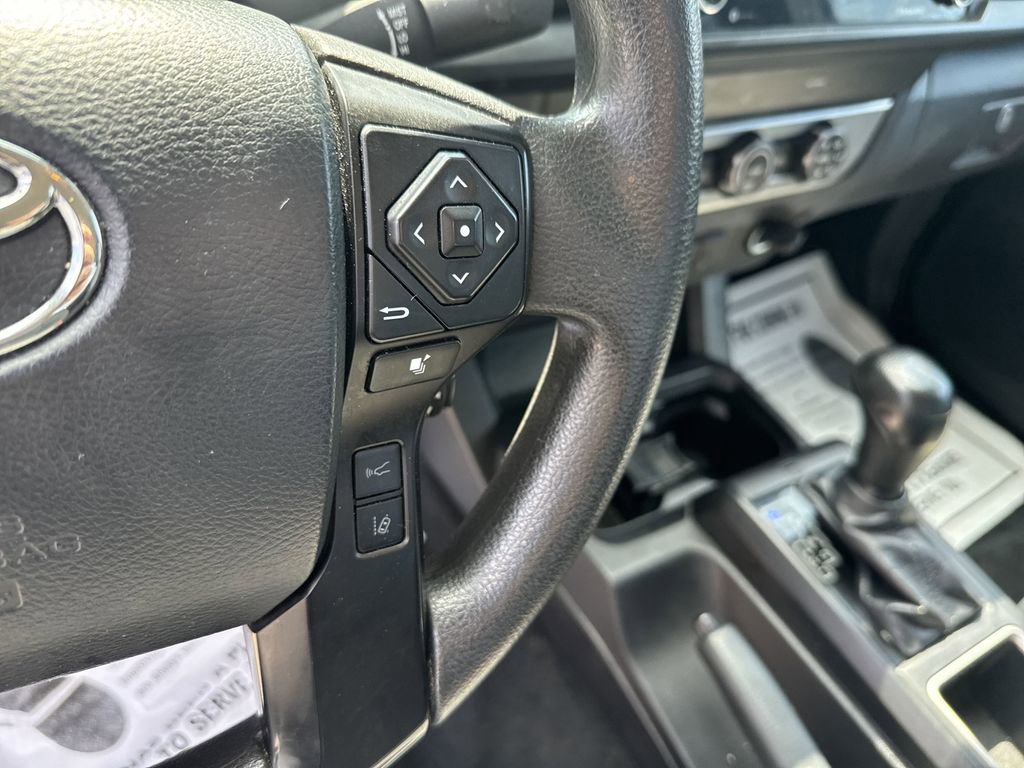 Used 2020 Toyota Tacoma 2WD Access Cab image 18