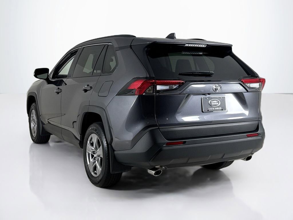 Used 2024 Toyota RAV4 XLE AWD/4WD image 3