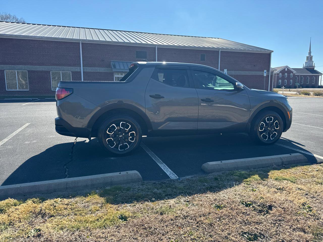 Used 2022 Hyundai Santa Cruz SEL image 3