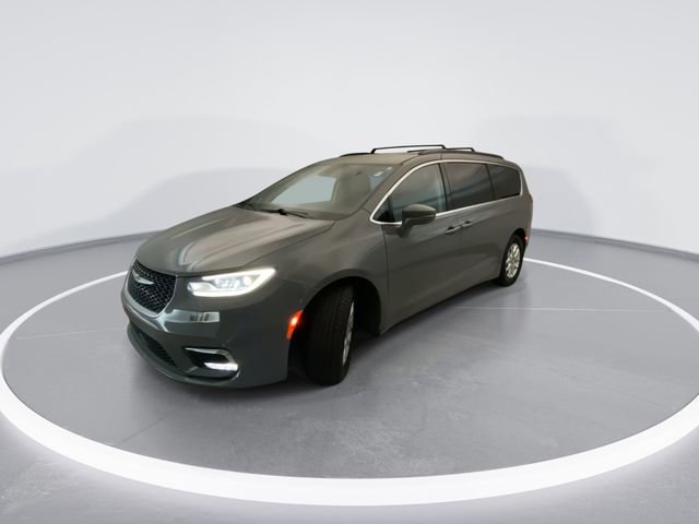 Used 2022 Chrysler Pacifica Touring-L FWD image 8