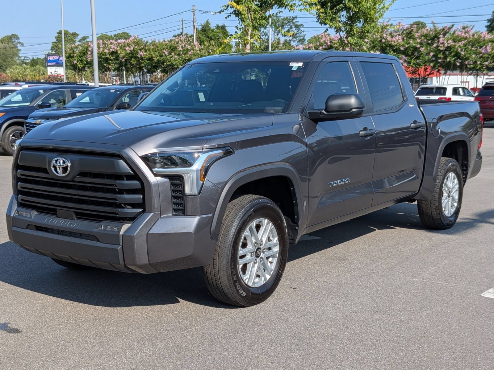Used 2025 Toyota Tundra SR5 AWD/4WD image 7
