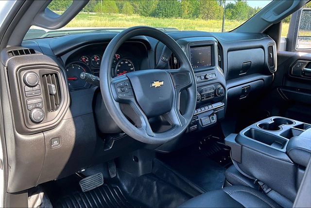 Used 2025 Chevrolet Silverado 2500 W/T w/ WT Convenience Package AWD/4WD image 18