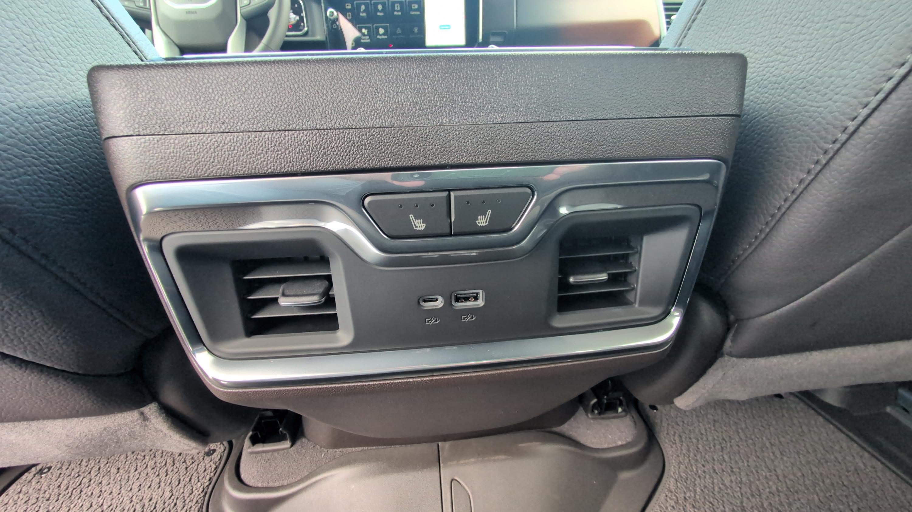 Used 2026 GMC Sierra 1500 Denali AWD/4WD image 17