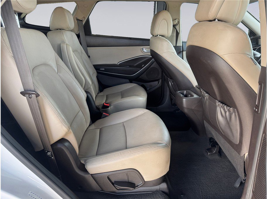 Used 2017 Hyundai Santa Fe Limited w/ Cargo Package image 23
