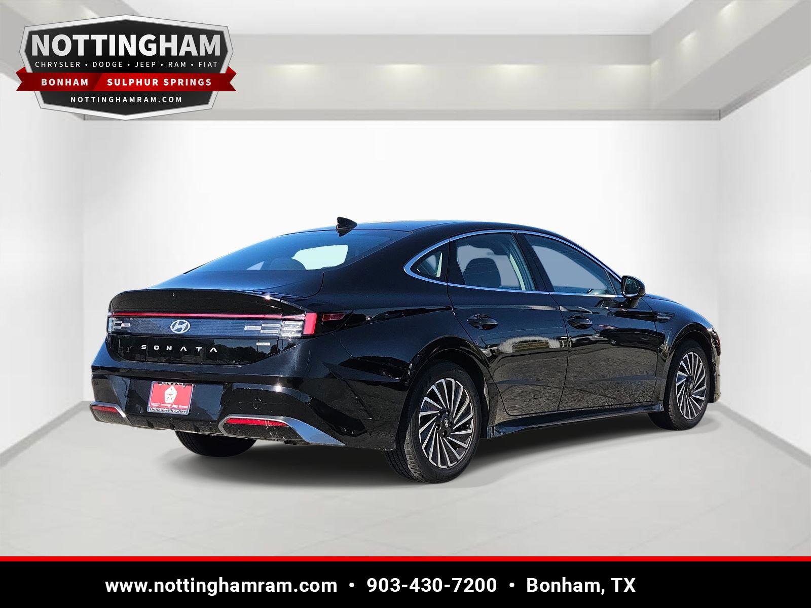 Used 2025 Hyundai Sonata SEL FWD image 4