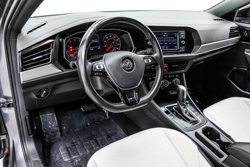 Used 2021 Volkswagen Jetta R-Line w/ R-Line Cold Weather Package image 20