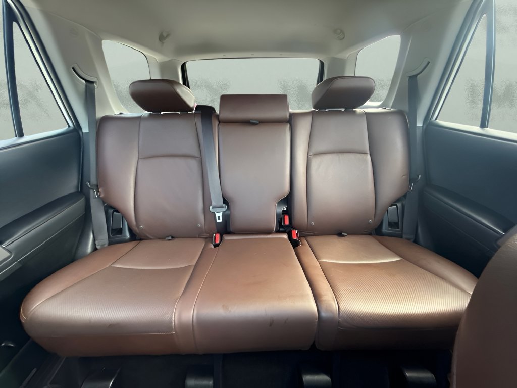 Used 2024 Toyota 4Runner Limited AWD/4WD image 11
