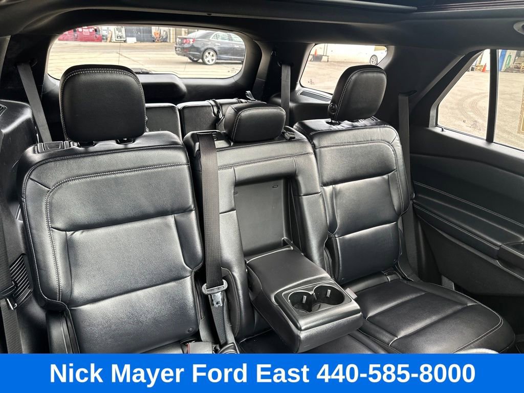 Used 2020 Ford Explorer XLT w/ Equipment Group 202A image 14
