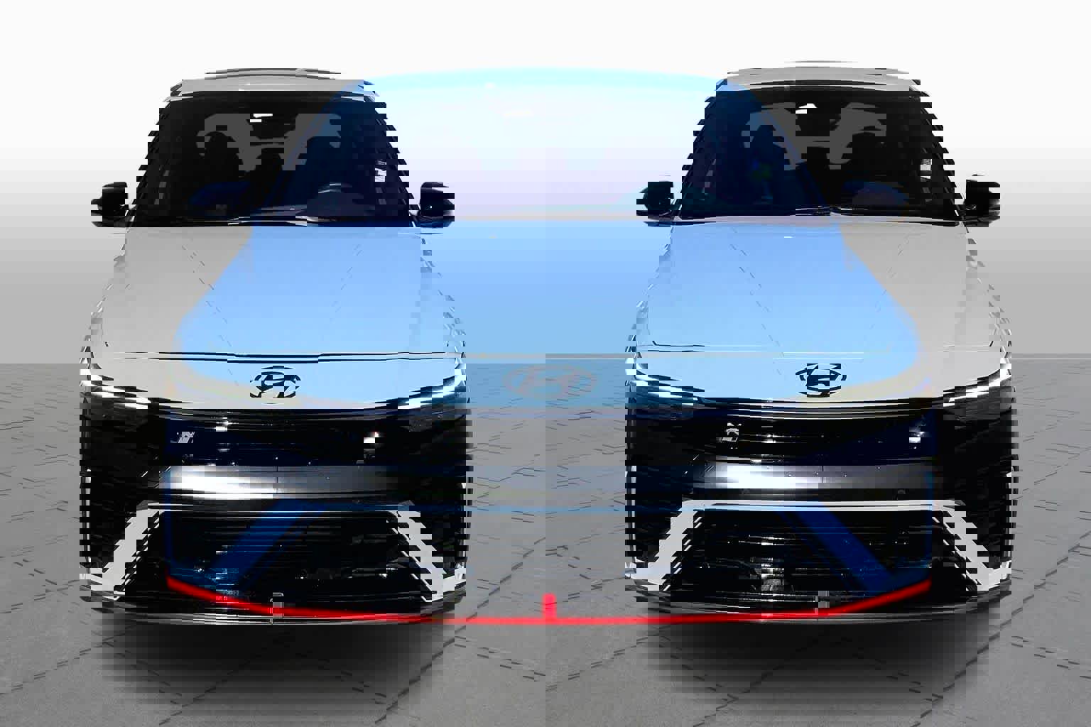 Used 2025 Hyundai Elantra N image 3