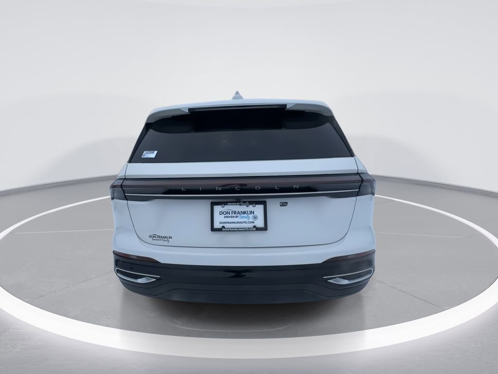 New 2026 Lincoln Nautilus Premier image 7