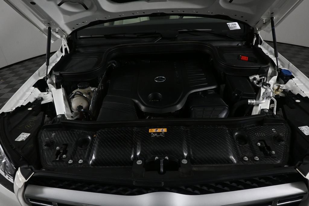 Used 2020 Mercedes-Benz GLS 450 4MATIC image 33