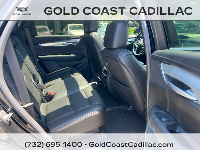 Used 2019 Cadillac XT5 Luxury w/ Sport Package FWD image 8