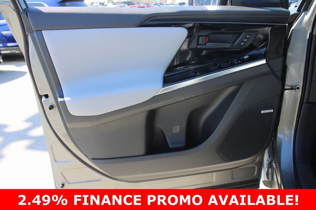 Used 2023 Subaru Solterra Touring image 9