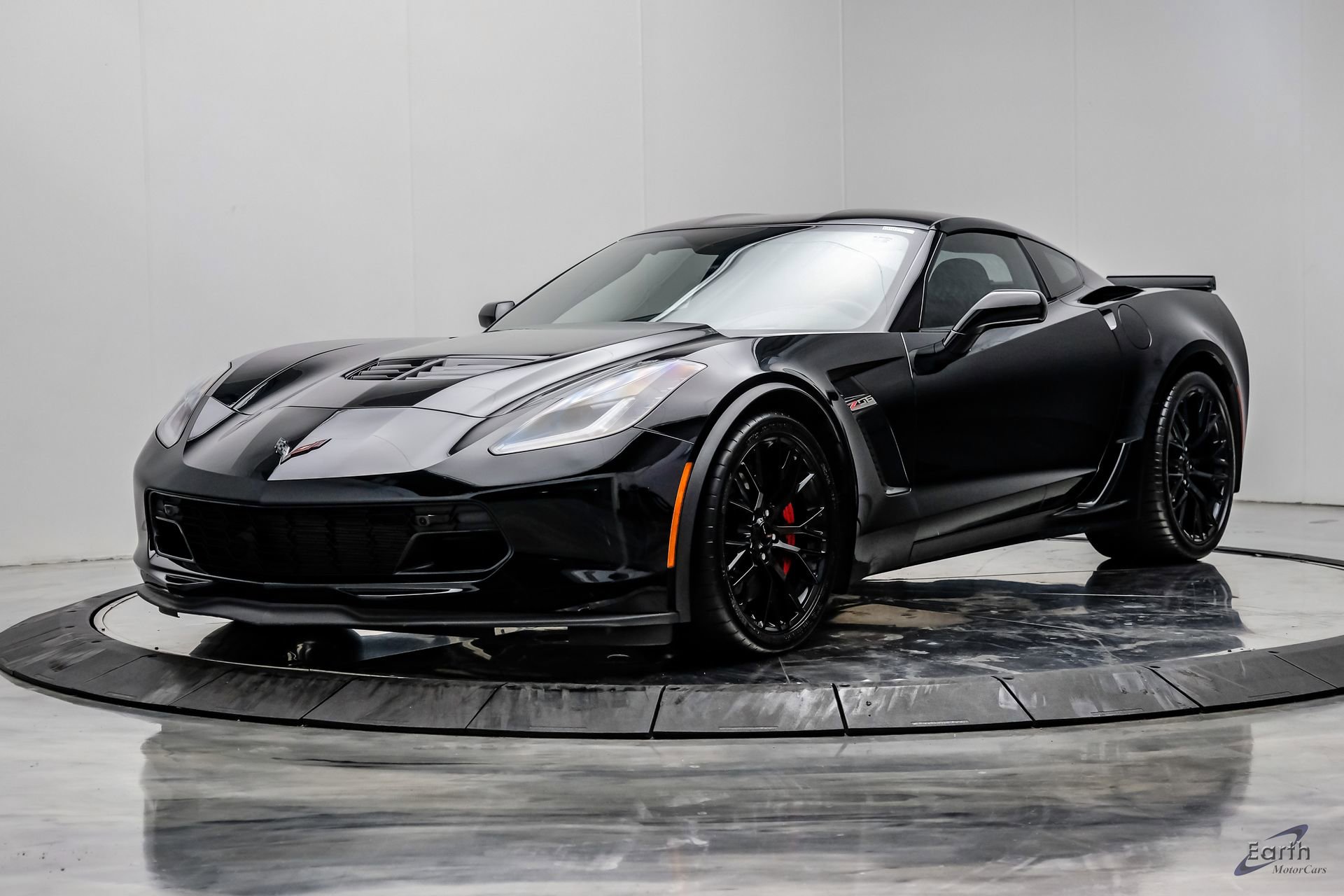Used 2016 Chevrolet Corvette Z06 w/ 2LZ Preferred Equipment Group RWD image 8