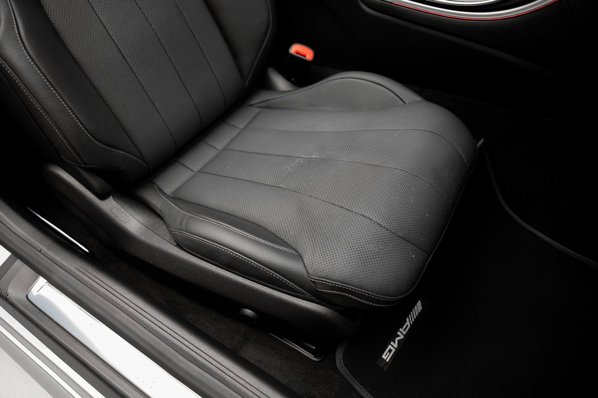 Used 2024 Mercedes-Benz CLE 300 4MATIC Cabriolet image 64