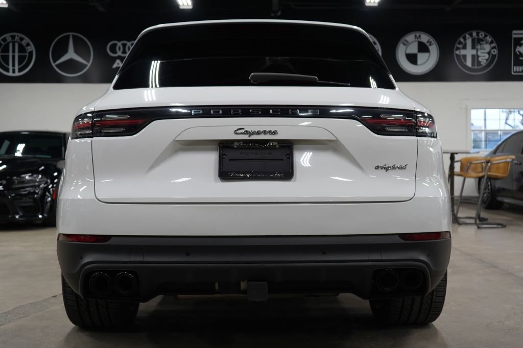 Used 2019 Porsche Cayenne E-Hybrid AWD/4WD image 4