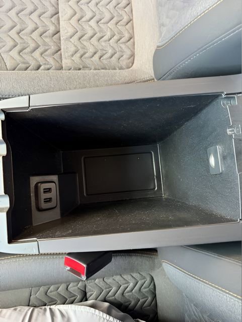 Used 2024 Chevrolet Equinox LT w/ LPO, Floor Liner Package AWD/4WD image 23