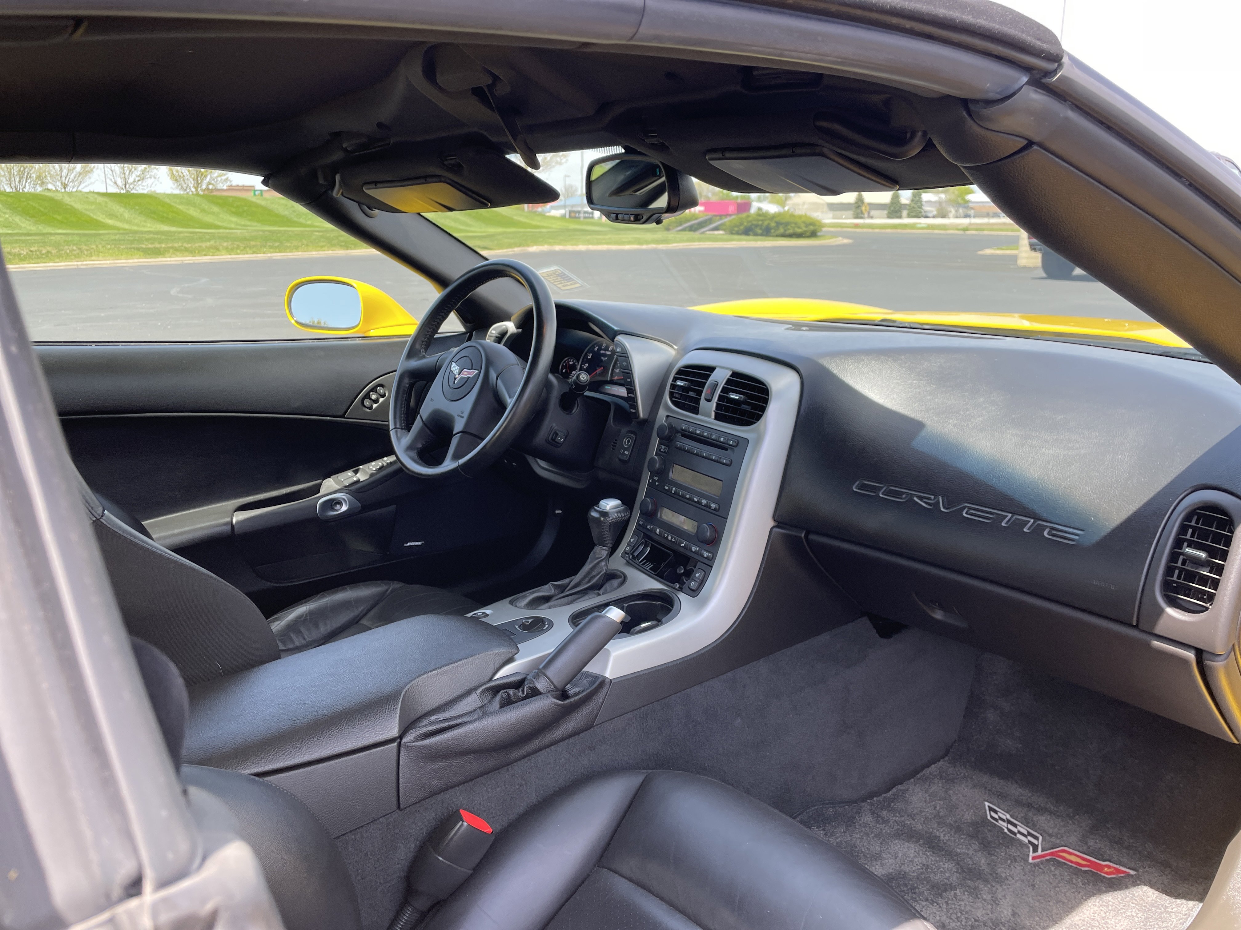 Used 2005 Chevrolet Corvette Convertible w/ Preferred Equipment Group RWD image 16