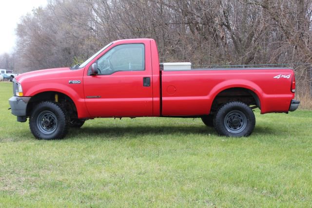 Used 2002 Ford F250 XL image 2