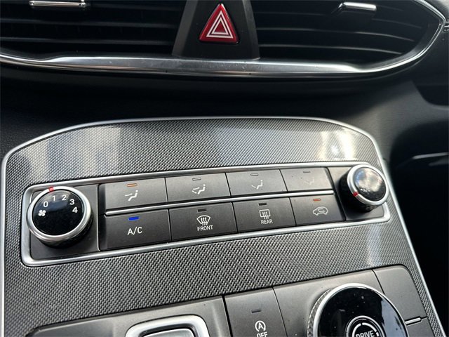 Used 2023 Hyundai Santa Fe SE image 17