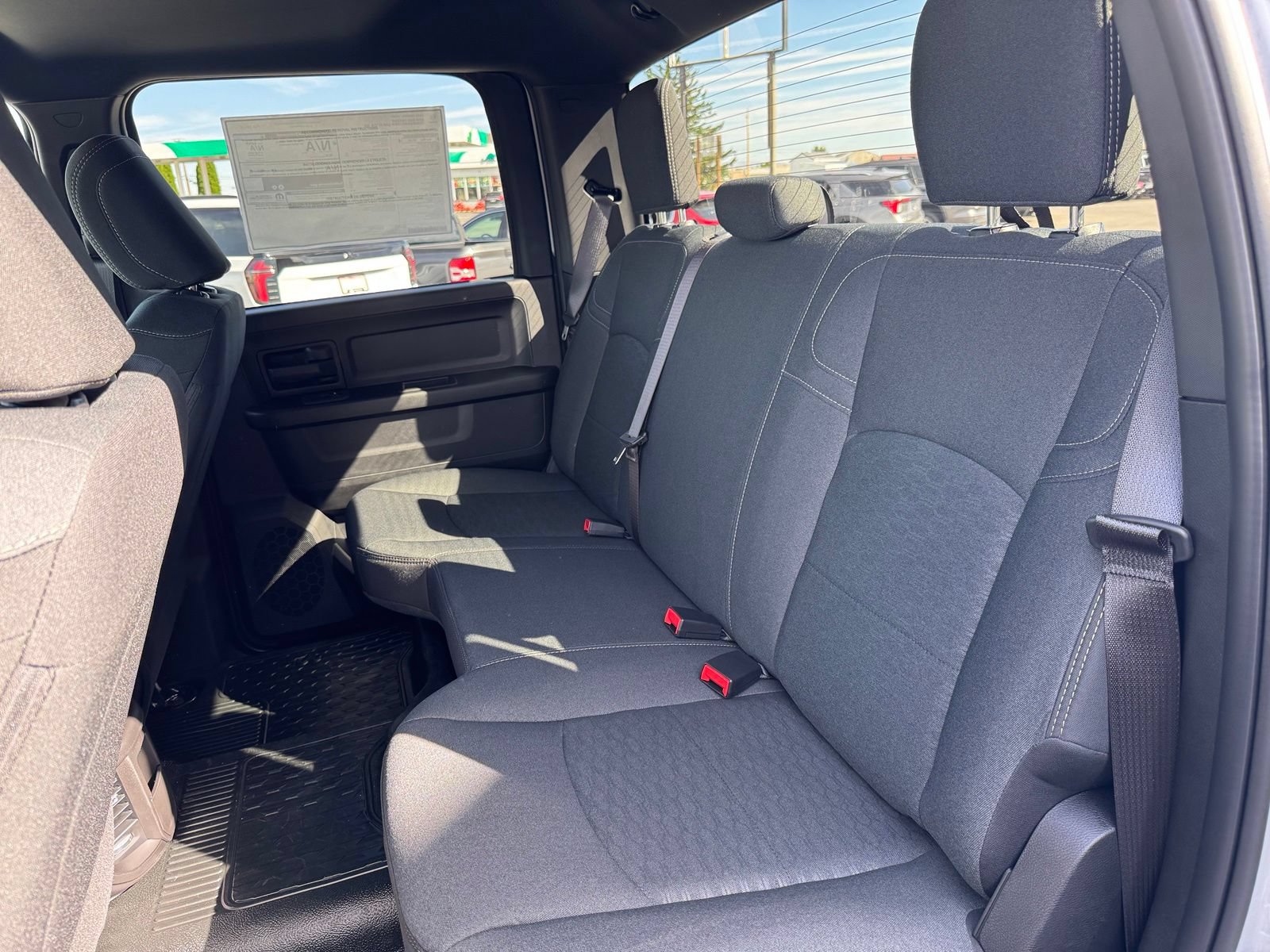 New 2027 RAM 4500 4x4 Crew Cab DRW w/ Laramie Trim Package image 27