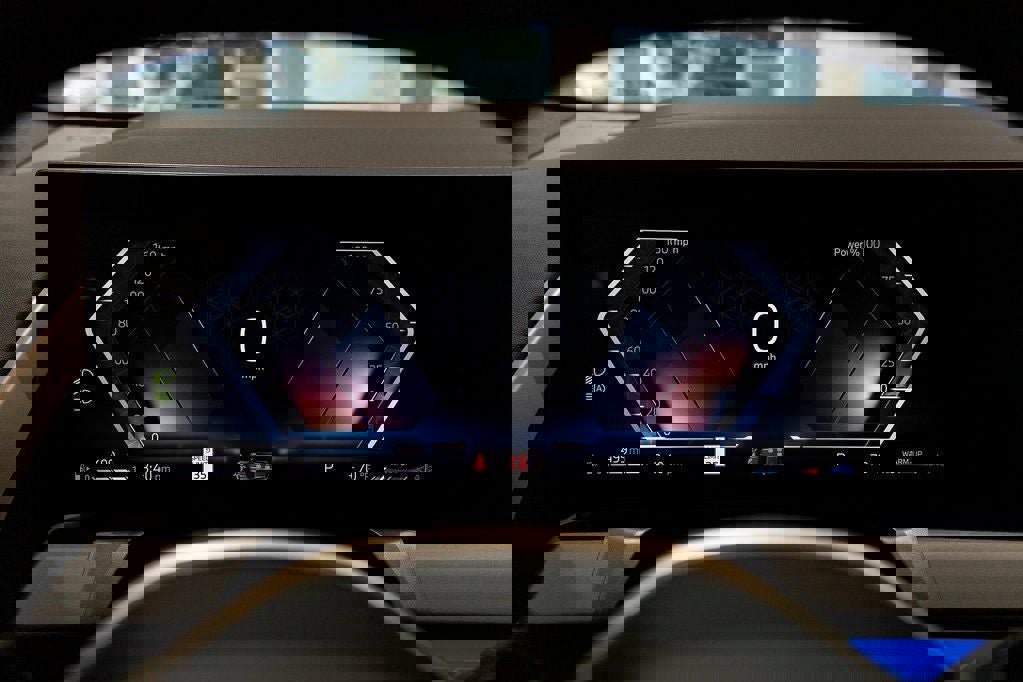 Used 2025 BMW X3 xDrive30i w/ Premium Package image 33