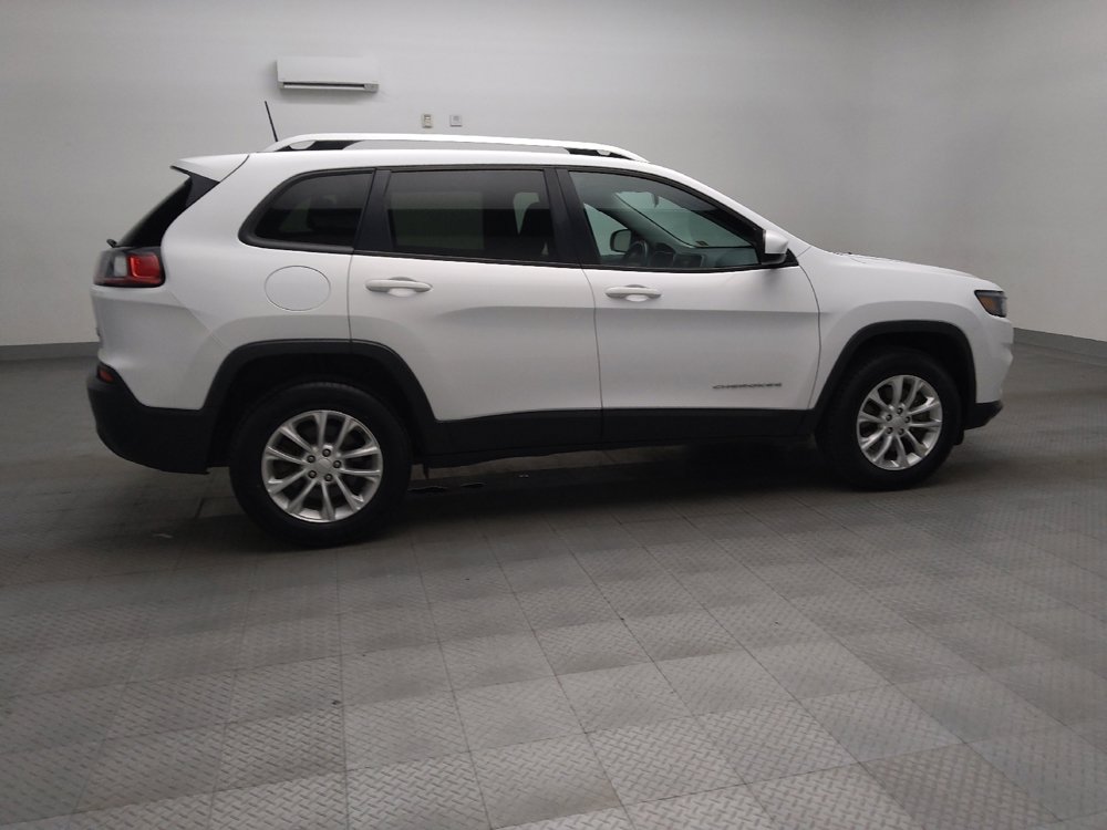 Used 2020 Jeep Cherokee Latitude w/ Cold Weather Group AWD/4WD image 10