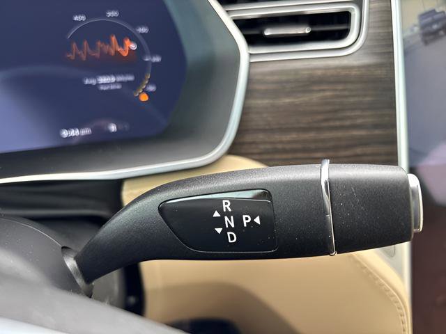 Used 2015 Tesla Model S 85D image 20