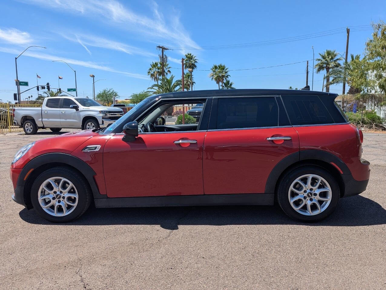 Used 2016 MINI Cooper Clubman FWD image 6