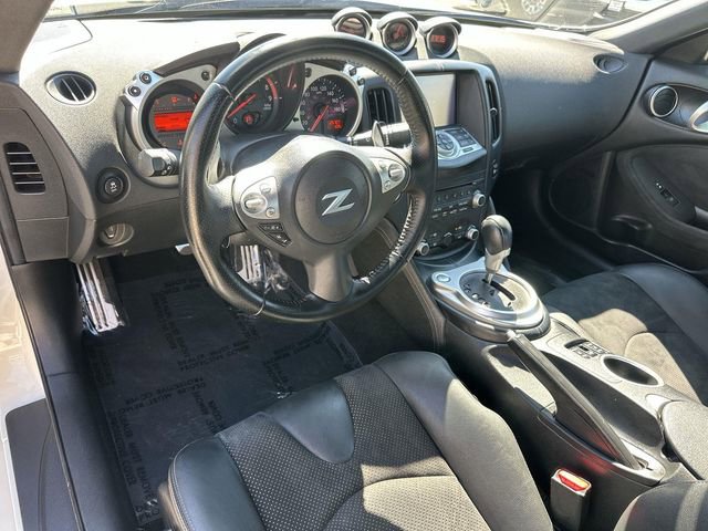 Used 2019 Nissan 370Z Touring Sport image 9