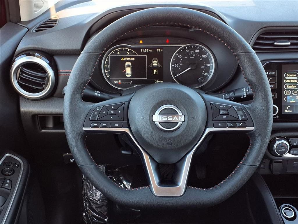 New 2025 Nissan Versa SR w/ Trunk Package image 16
