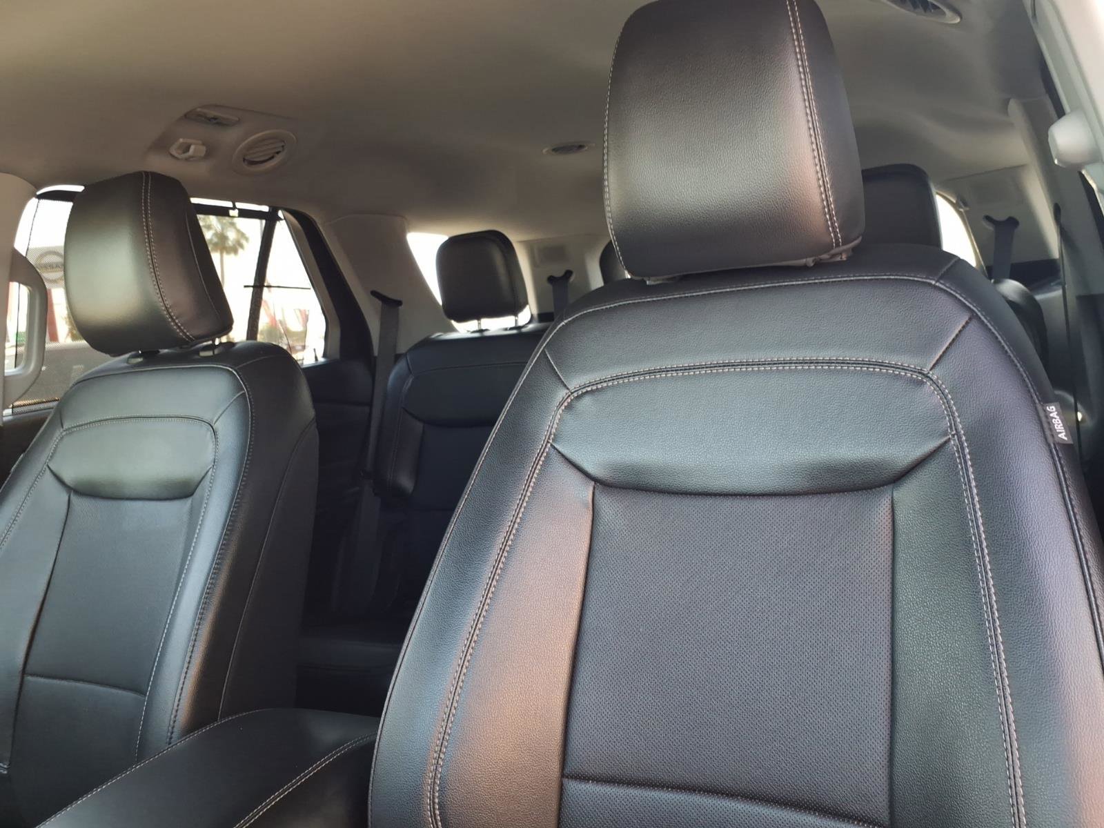 Used 2024 Ford Explorer Limited image 13