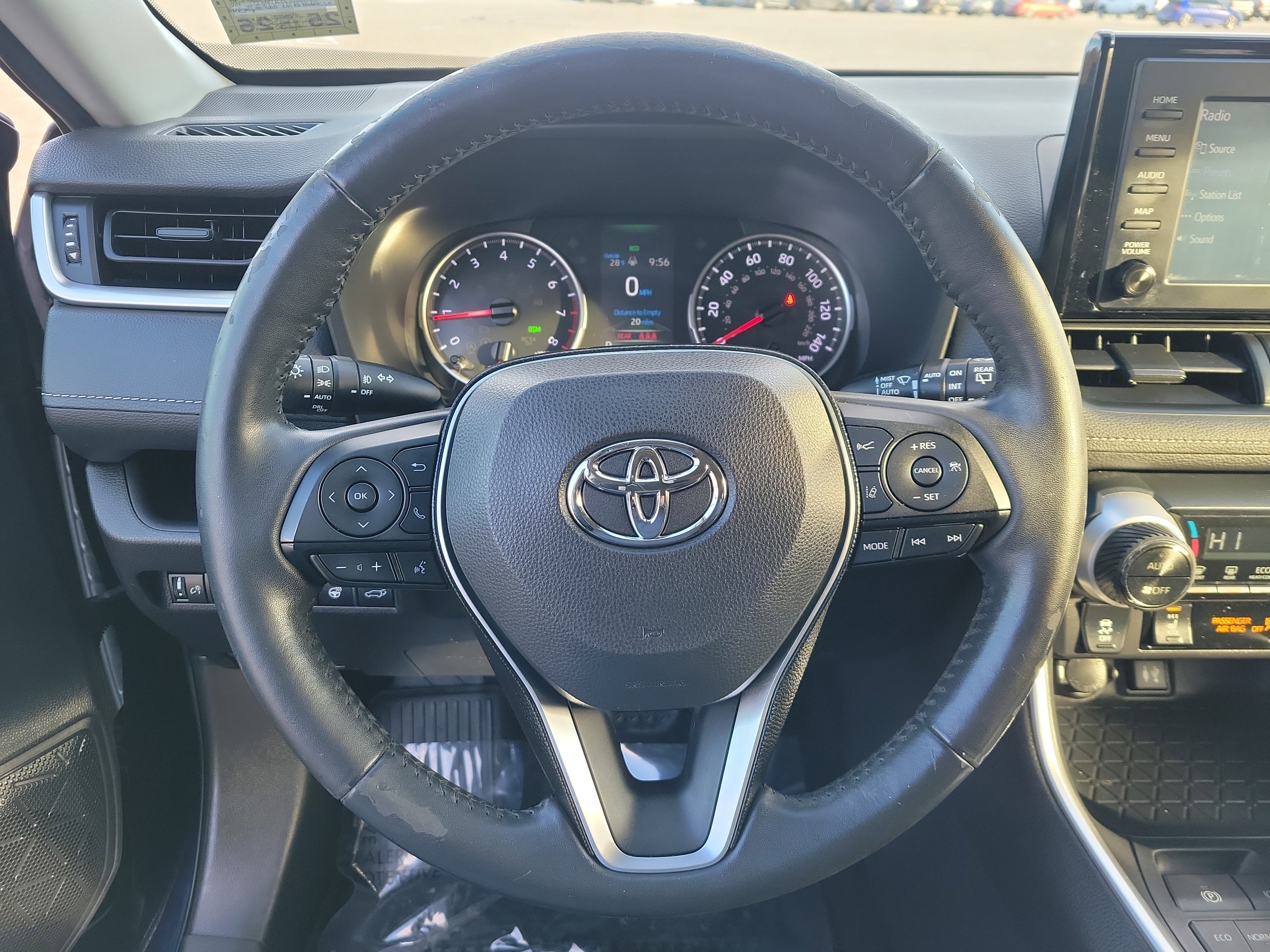 Used 2019 Toyota RAV4 XLE image 21