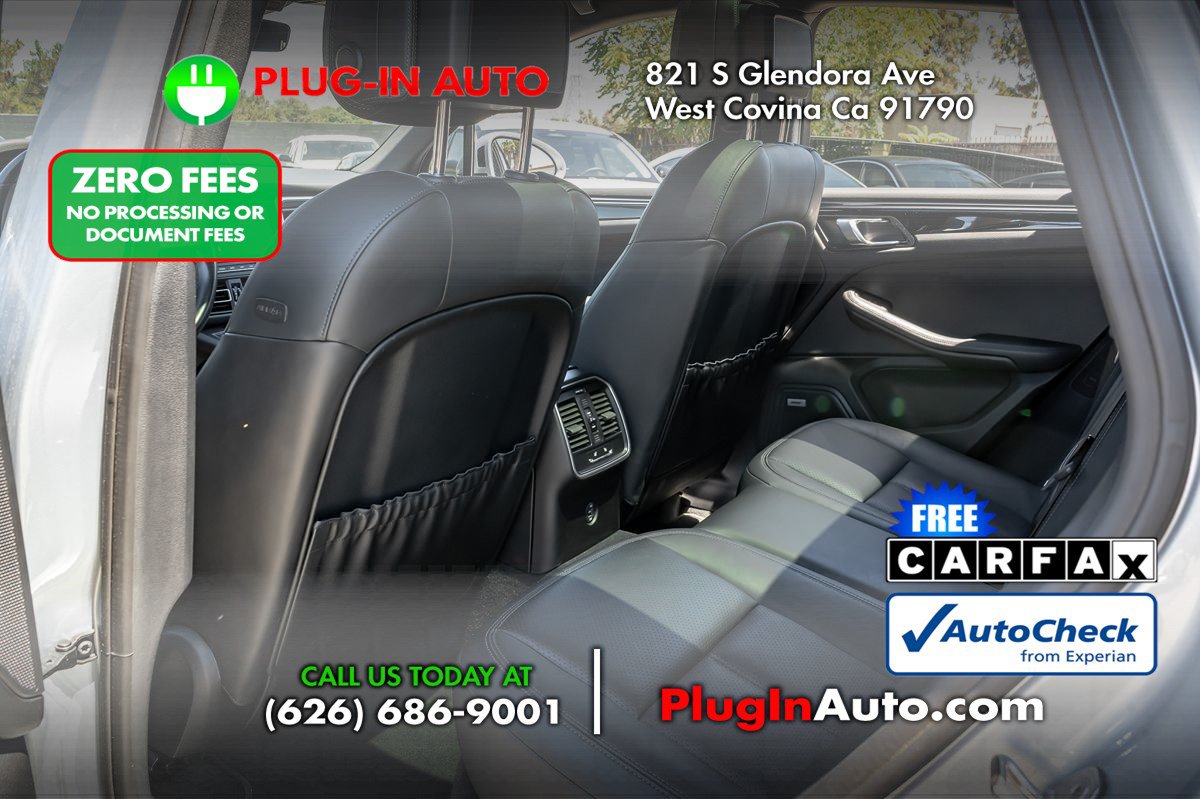 Used 2019 Porsche Macan AWD/4WD image 9