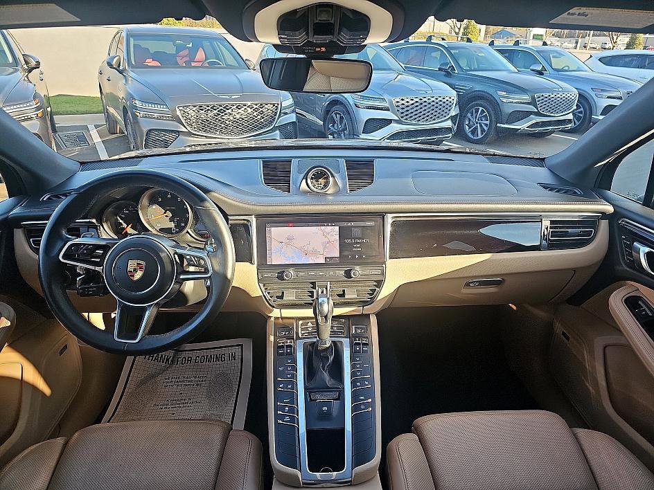 Used 2021 Porsche Macan image 35