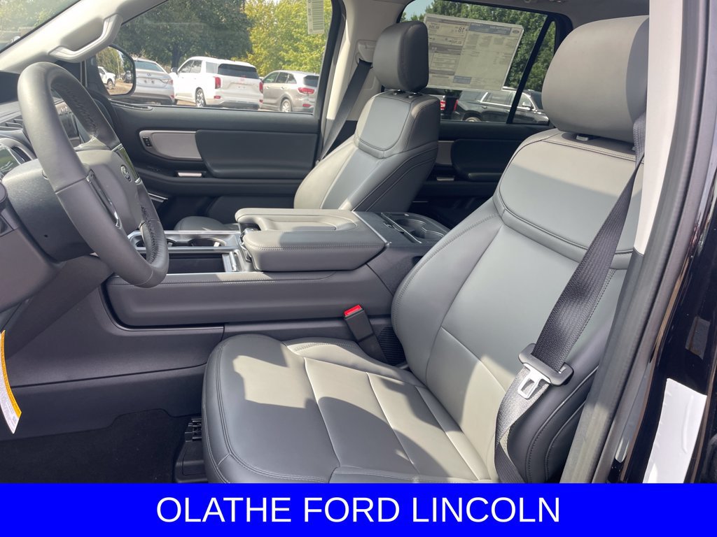 New 2026 Ford Expedition Max Active AWD/4WD image 10