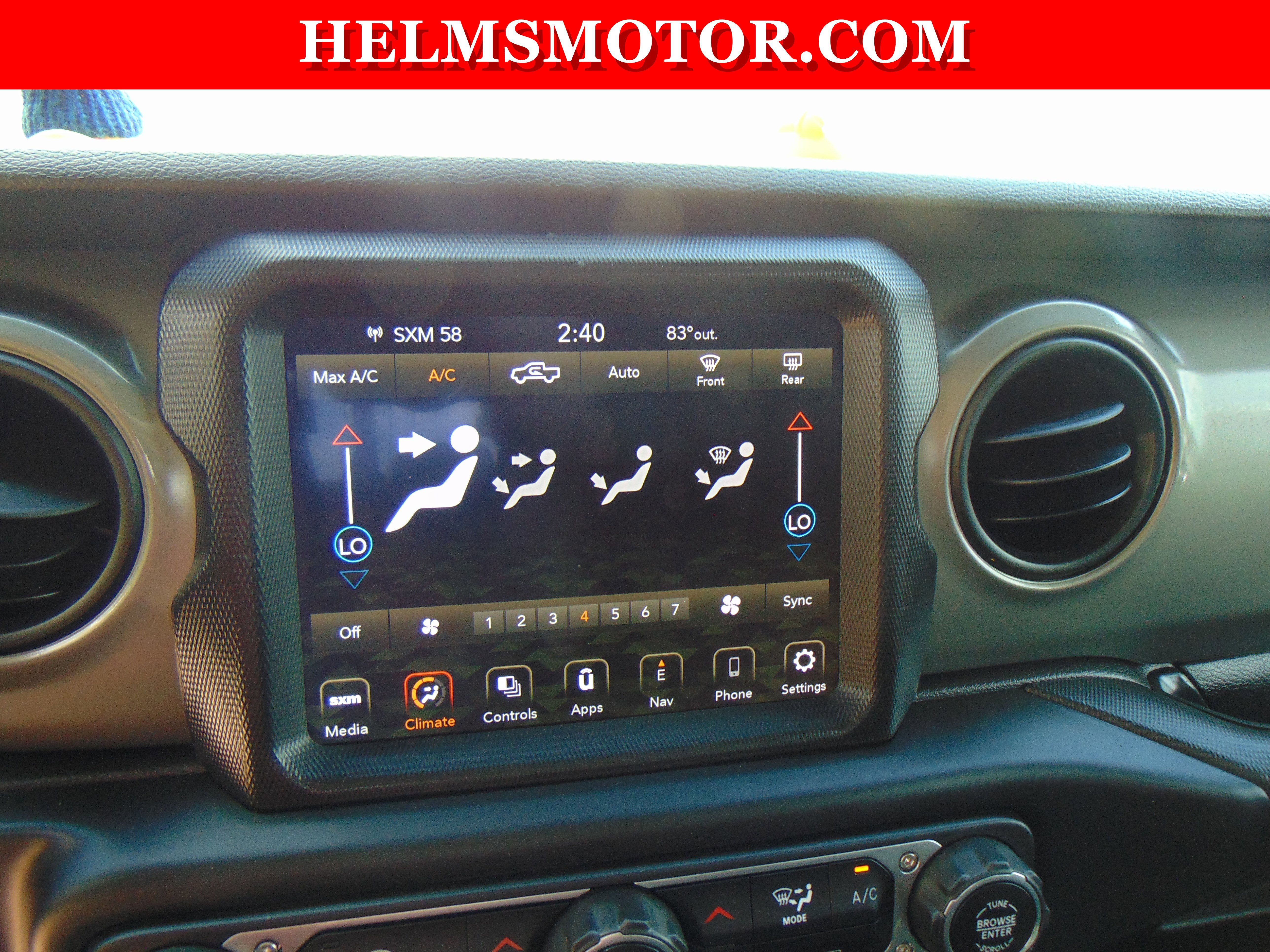 Certified 2021 Jeep Gladiator Willys image 37