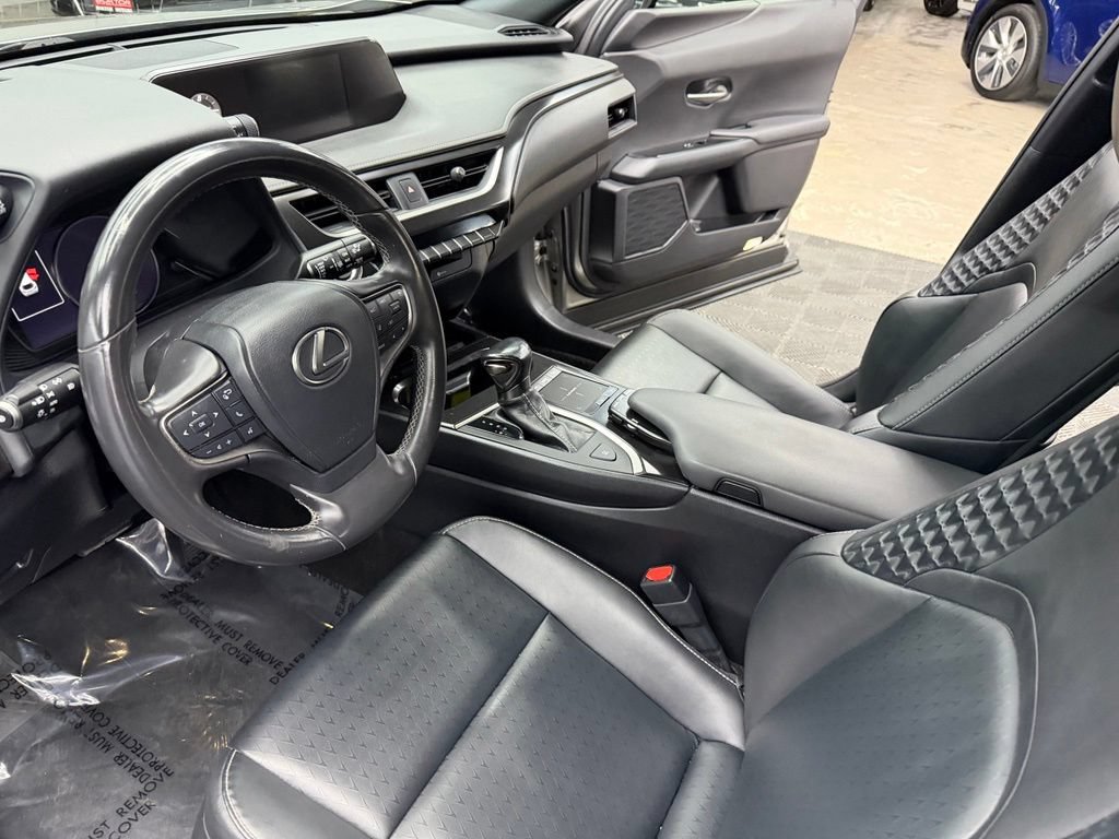 Used 2021 Lexus UX 200 w/ Accessory Package (Z1) FWD image 30