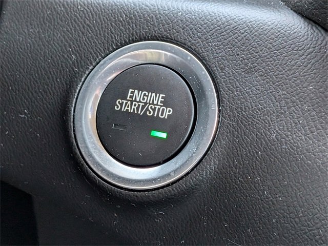 Used 2023 GMC Terrain SLE w/ Driver Convenience Package image 31