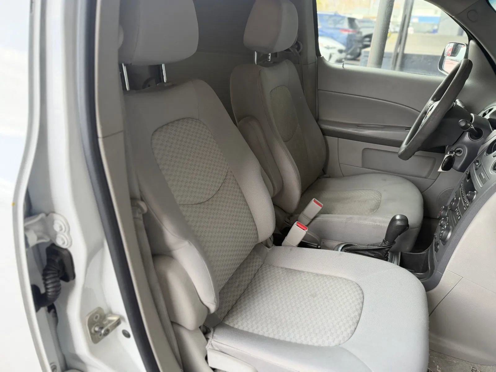 Used 2011 Chevrolet HHR LS image 20