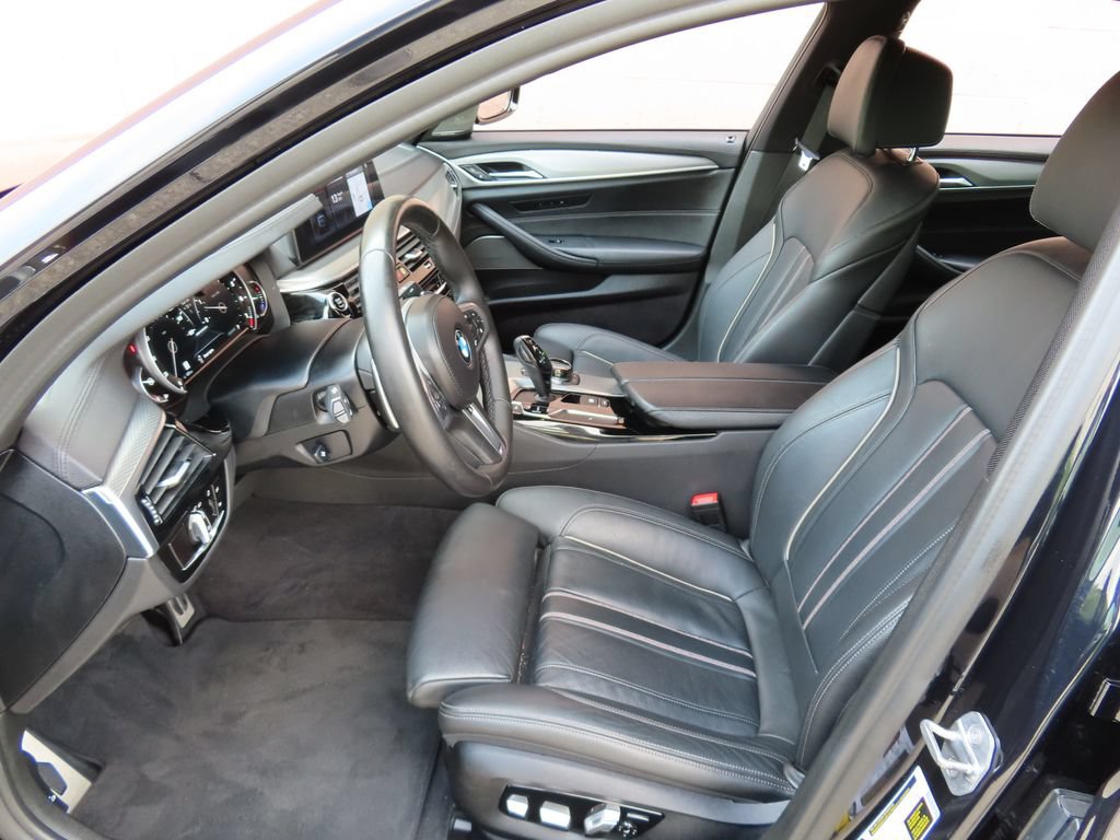 Used 2018 BMW M550i xDrive AWD/4WD image 30