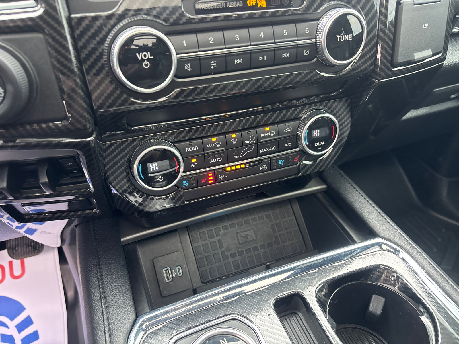 Used 2021 Ford Expedition XLT image 23