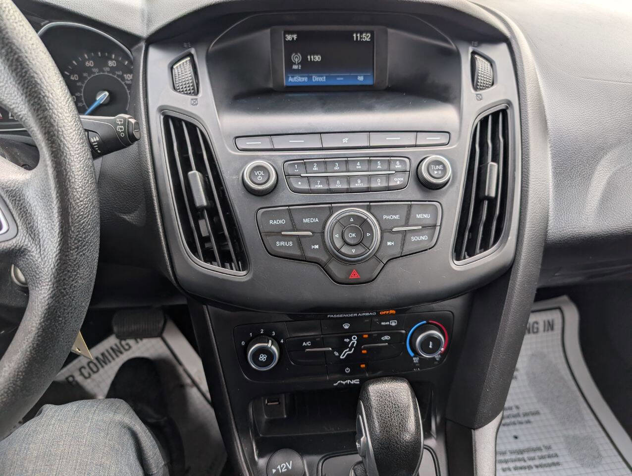 Used 2018 Ford Focus SE image 15