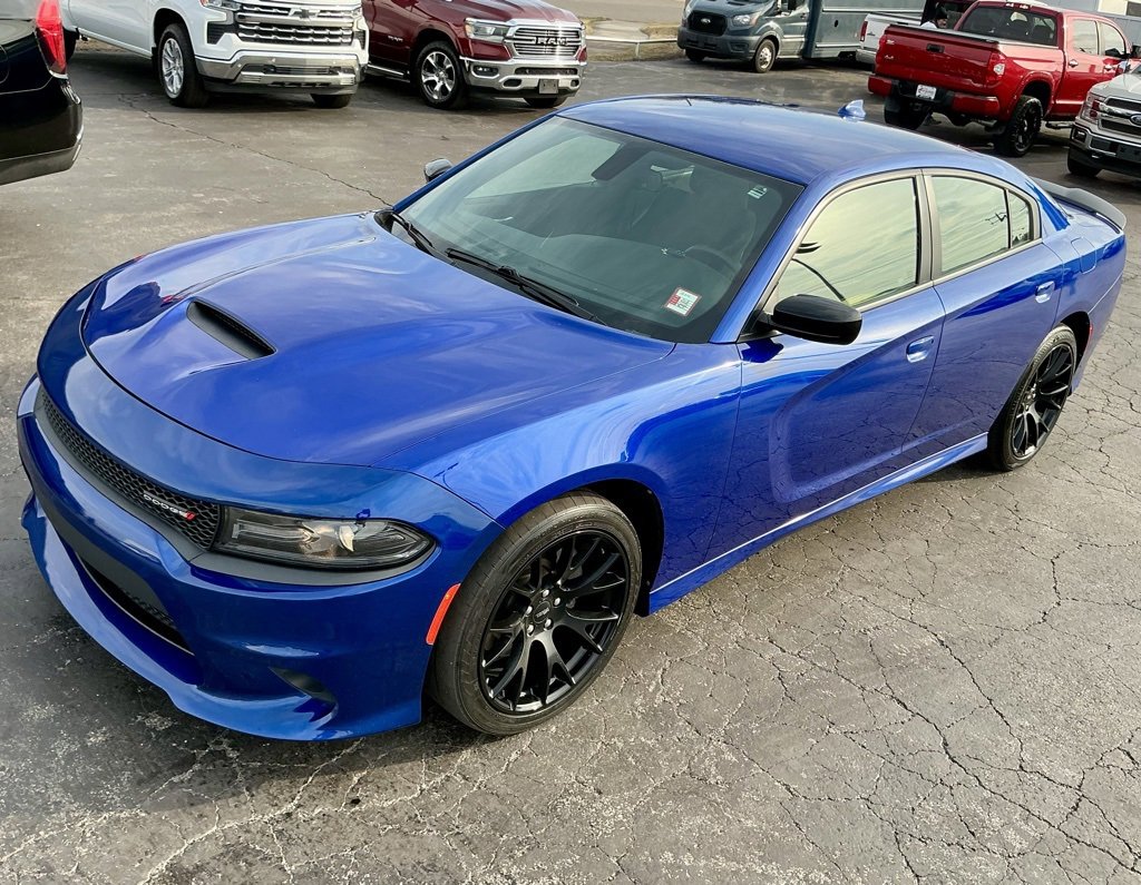 Used 2018 Dodge Charger SXT Plus w/ Blacktop Package image 5