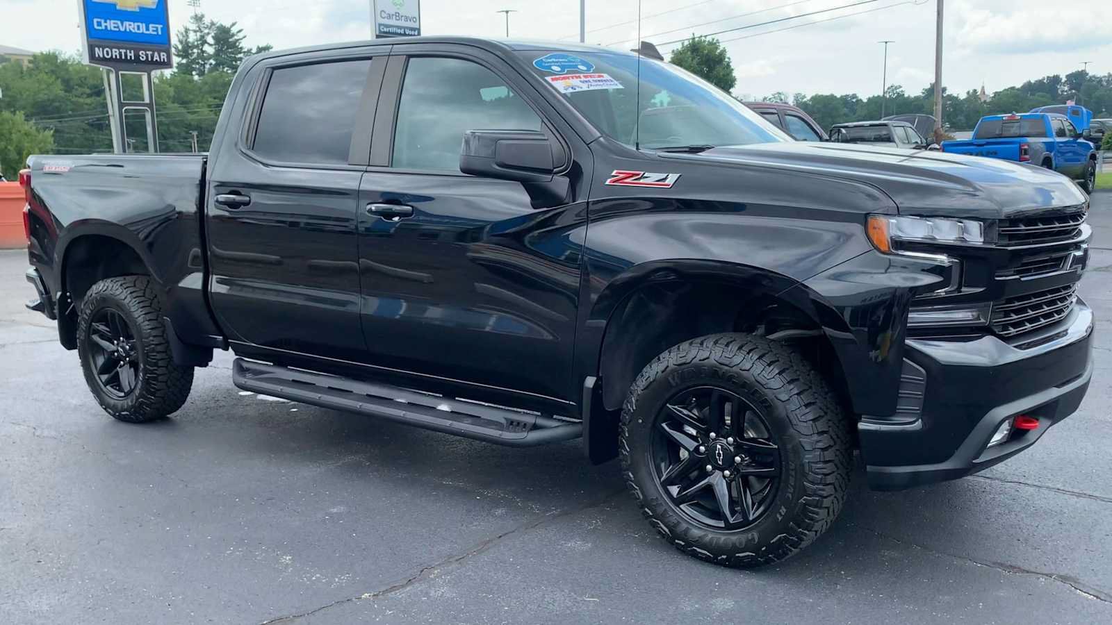 Certified 2022 Chevrolet Silverado 1500 LT Trail Boss w/ Convenience Package II AWD/4WD image 2