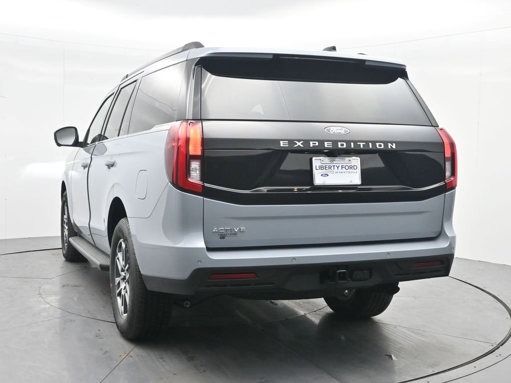 New 2026 Ford Expedition Active image 9